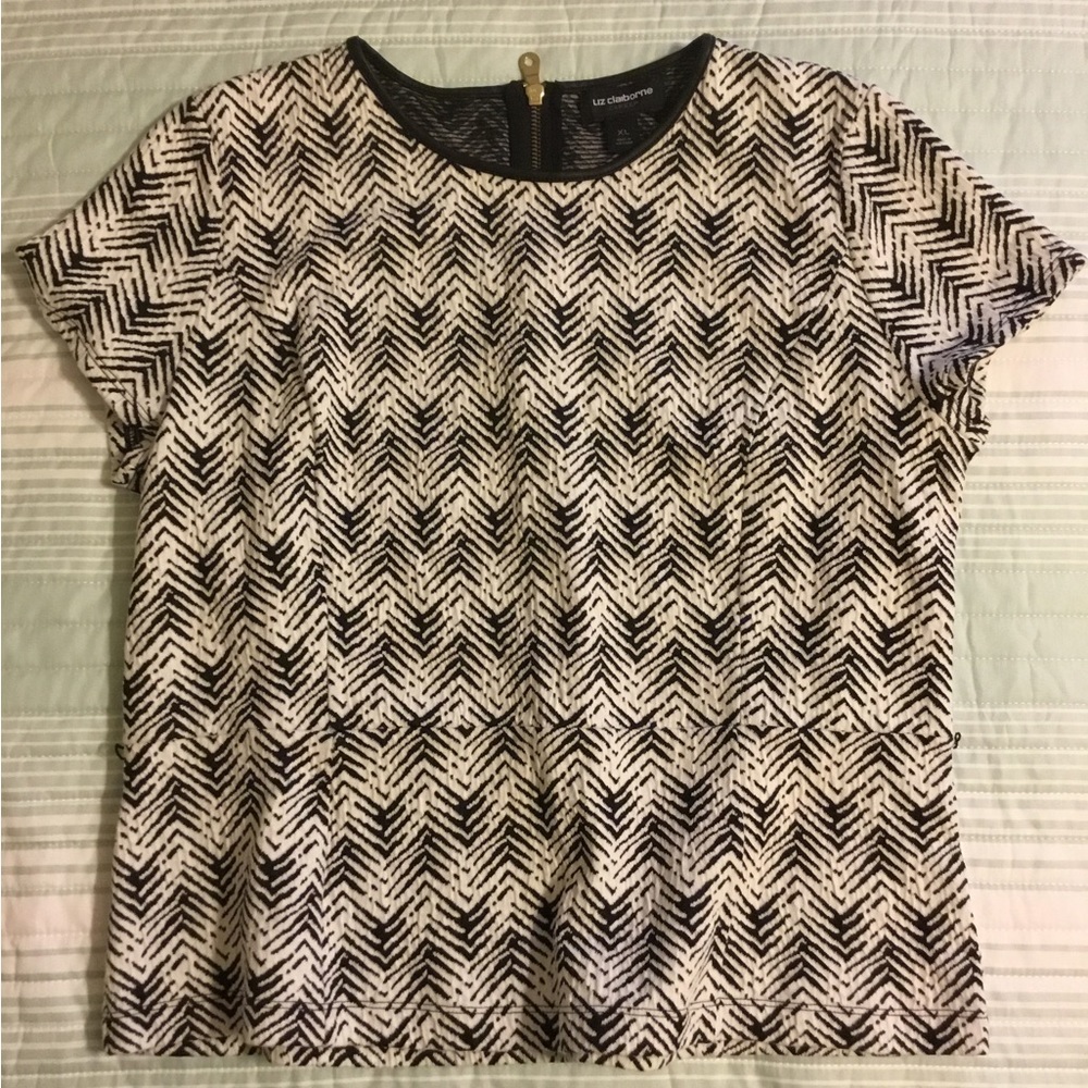 Liz Claiborne career peplum top size extra large. Black/ cream.